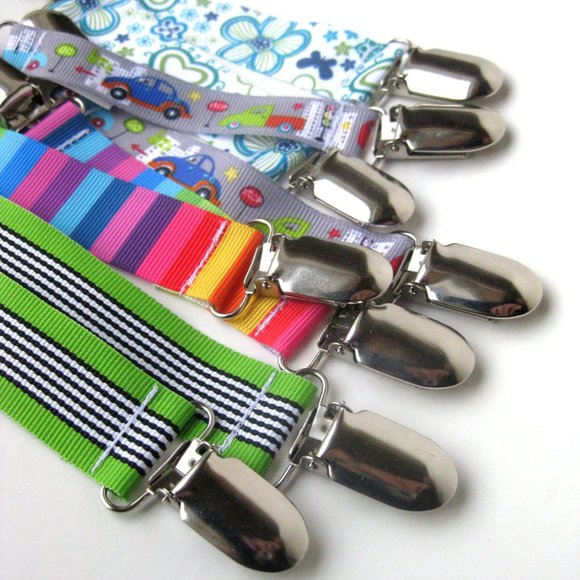 NEW 4 Pairs MITTEN CLIPS for Children Gloves, NWT for Kids Winter Jacket Mitts - Picture 3 of 7